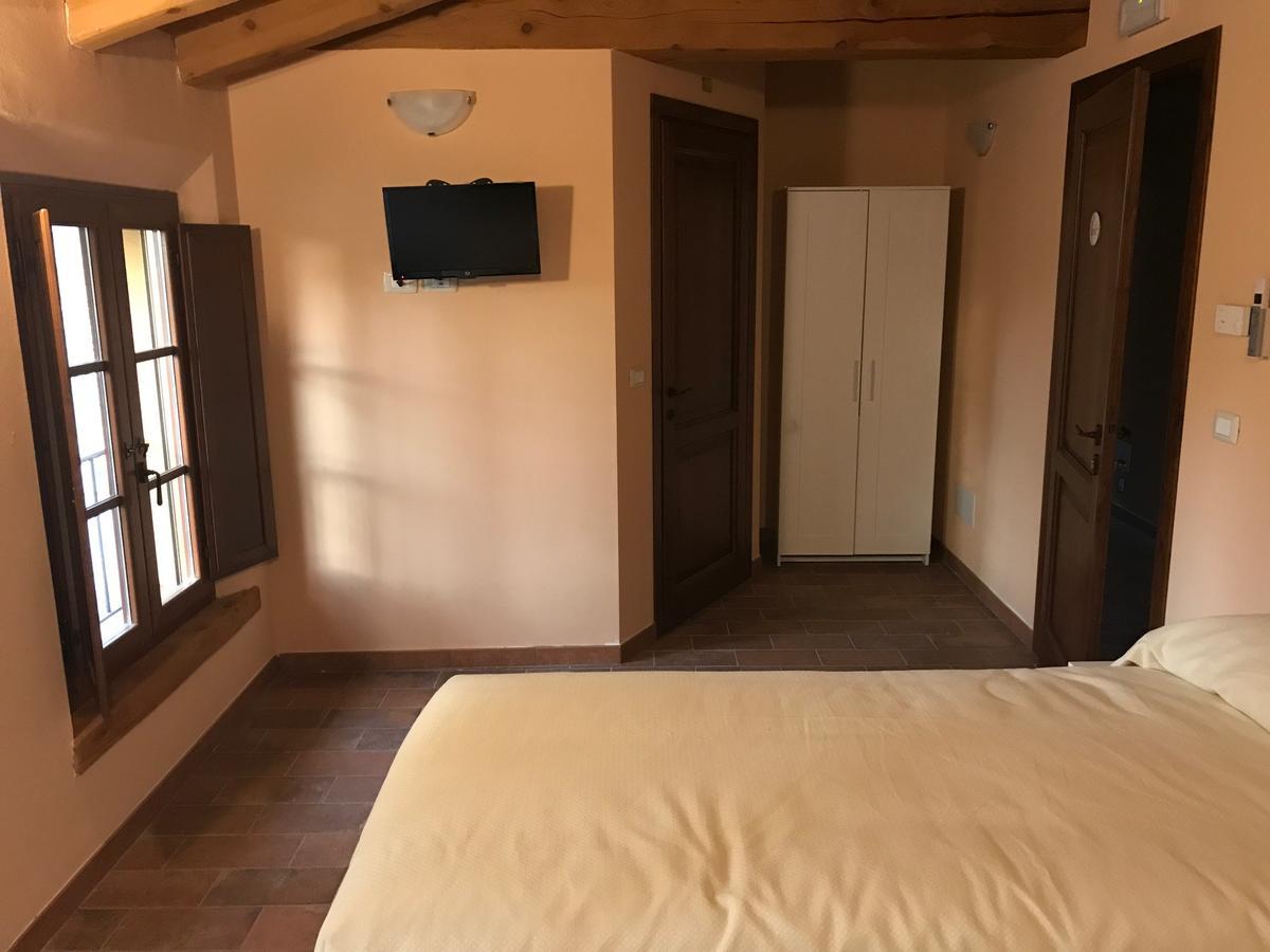 Agriturismo Podere Casino Mezzolara Exteriör bild